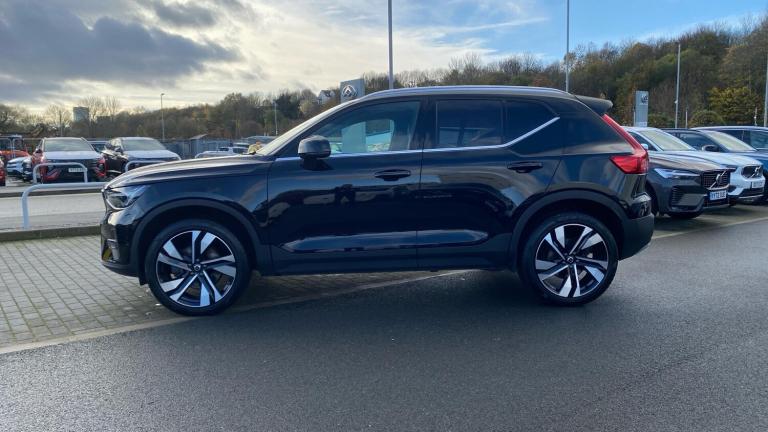 2024 Volvo XC40 2.0 B3 MHEV Ultra Bright SUV 5dr Petrol Hybrid DCT Auto Euro 6 (s/s) (163 p ESTAT...