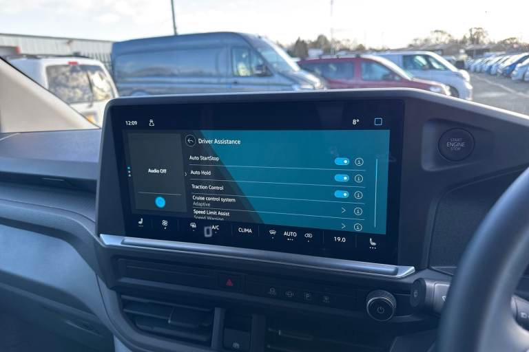 2025 Volkswagen Transporter 2.0 TDI T28 Commerce Pro FWD SWB Euro 6 (s/s) 5dr Van DIESEL Manual