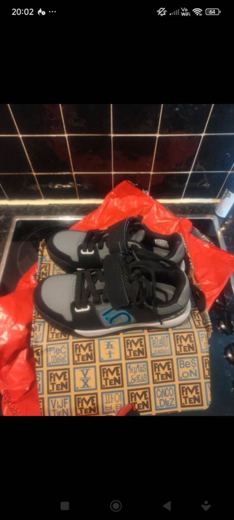 Adidas hellcat cycling shoe