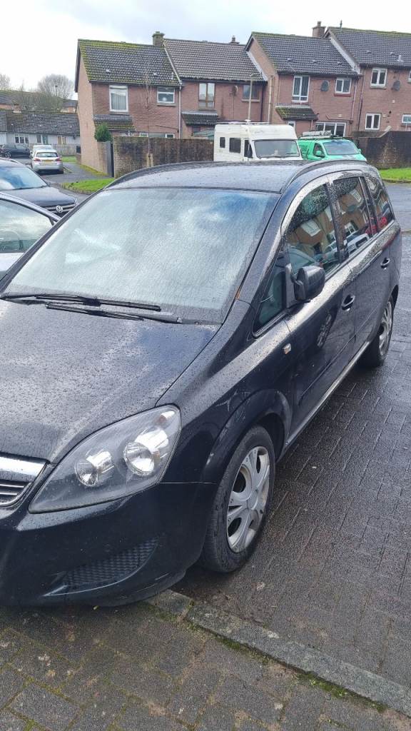 2012 vauxhall zafira 1.7tdi Spares or repair 