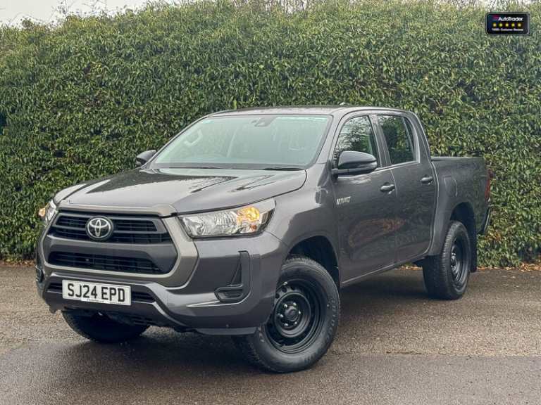 2024 Toyota Hilux Active | 2.4 LT | AC | Alloys | Tow Bar | Double Cab | Euro 6 Pickup Diesel Manual