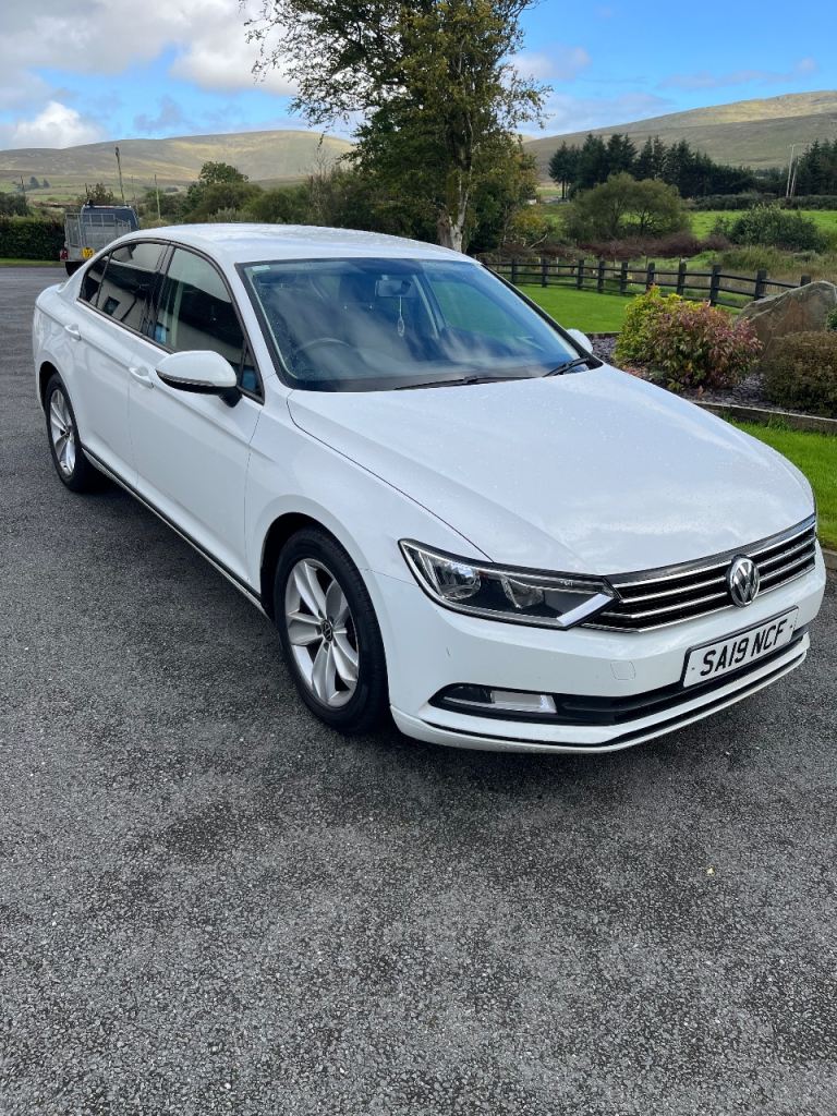 Volkswagen, PASSAT, Saloon, 2019, Manual, 1968 (cc), 4 doors