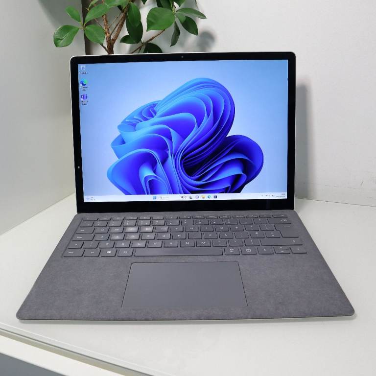 Touchscreen Microsoft Surface 3 Laptop | i5 10th Gen | 8GB | SSD
