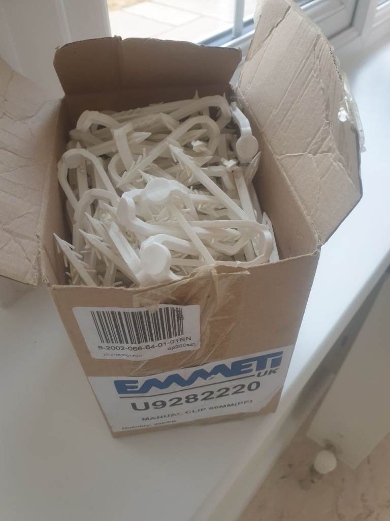 Emmeti Underfloor Heating Clips