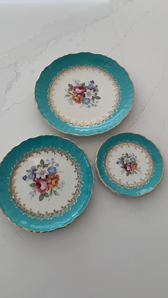 Cake stand Old Foley James Kent Decorative Plates - Set of Three