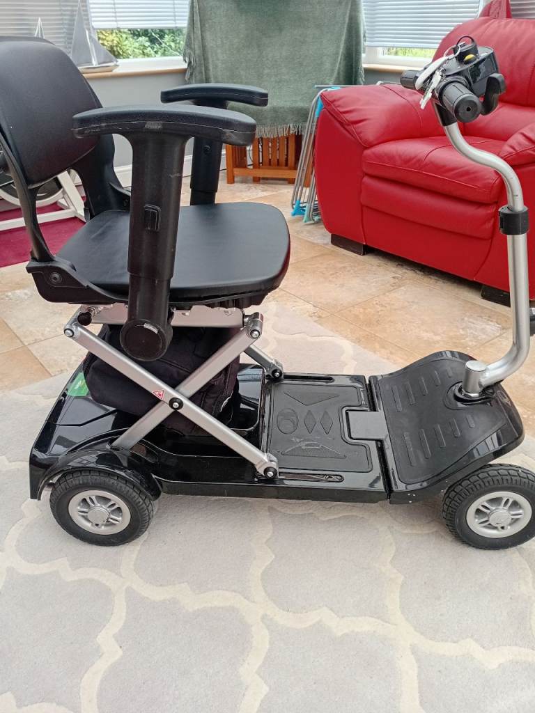 KYMCO - Lite Auto Fold Mobility Scooter