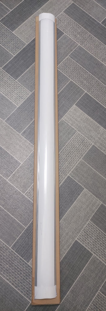 4ft LED strip light batten tube light 40v New