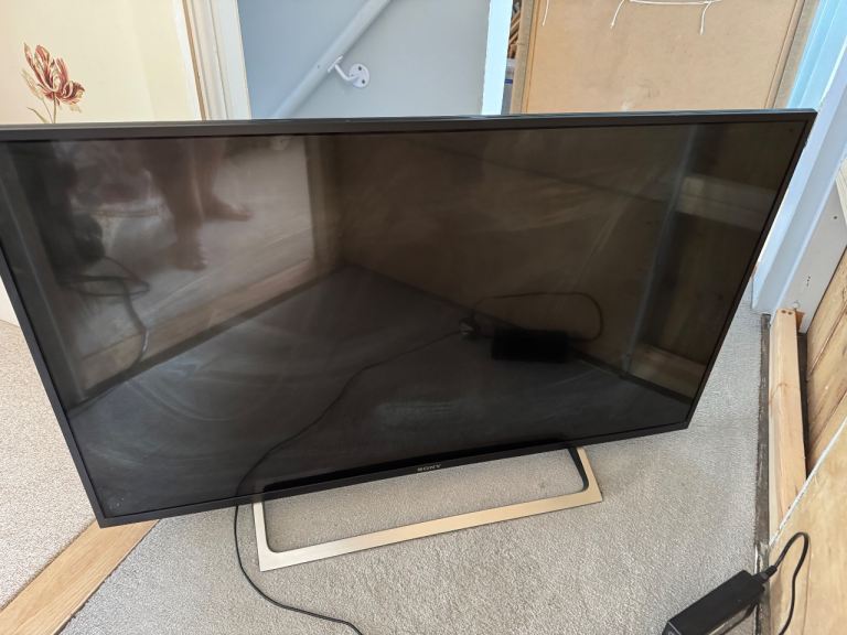 Sony Bravia 43” Smart TV