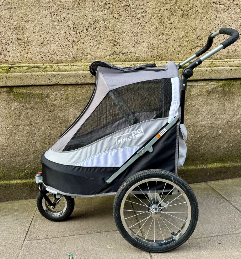 Dog Pram&bike hybrid trailer by InnoPet