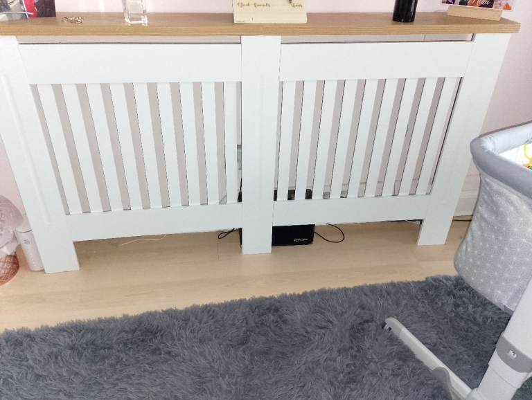 Vida Designs Arlington Radiator Covers - White, As Good As New