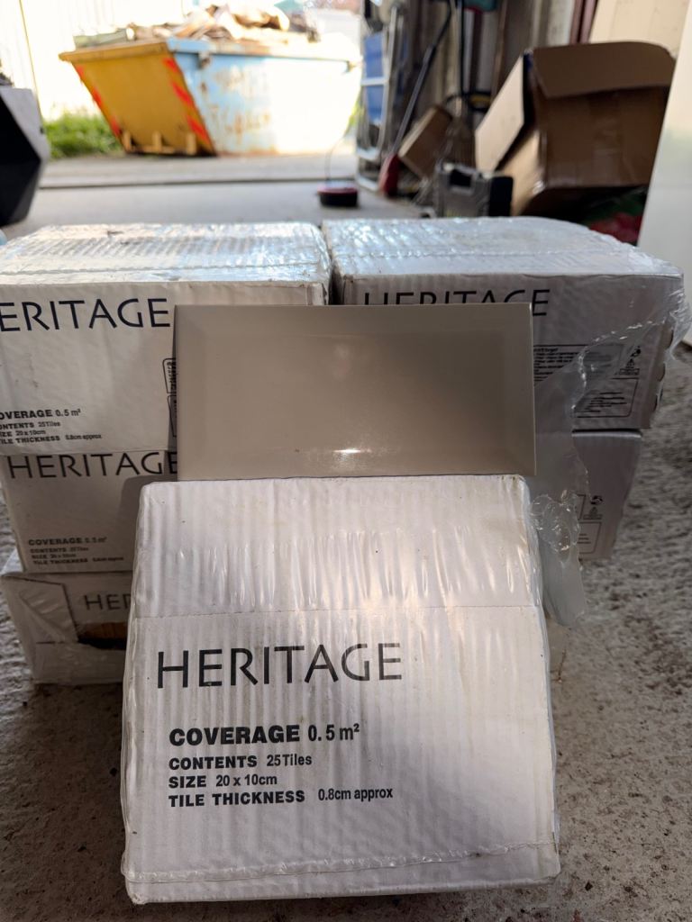 Heritage Metro Beige Wall Tiles – 20x10cm, New