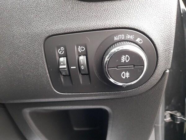 2019 Vauxhall Crossland X 1.2T [110] SE 5dr [Start Stop] Auto HATCHBACK PETROL Automatic