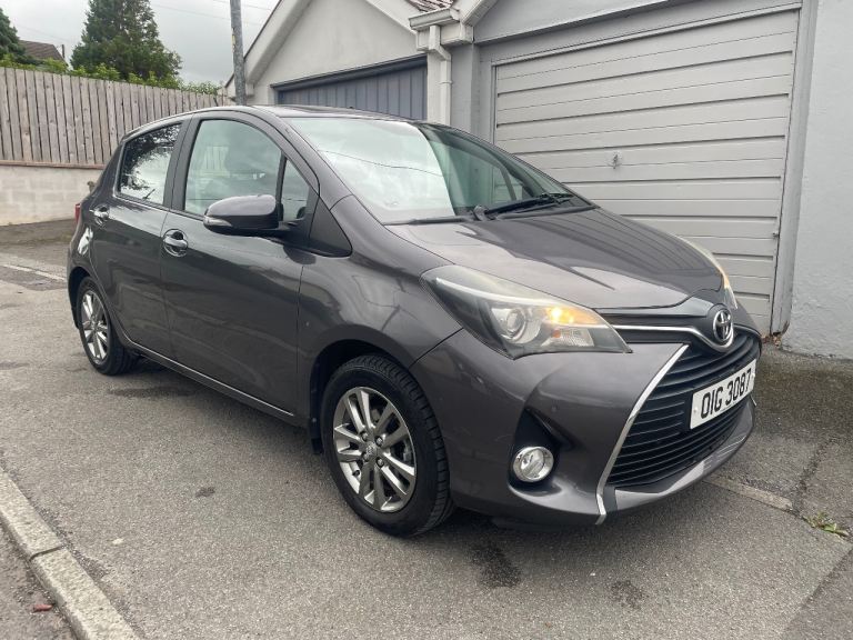 Toyota, YARIS, Hatchback, 2015, Manual, 1329 (cc), 5 doors