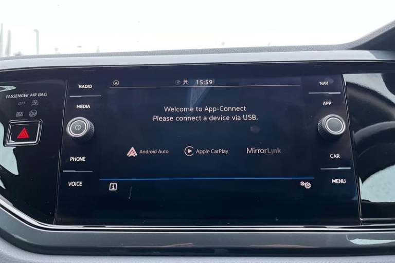 2021 Volkswagen Polo 1.0 EVO 80 Beats 5dr - APPLE CAR PLAY, FULLY SERVICED, LOW INSURANCE Manual ...