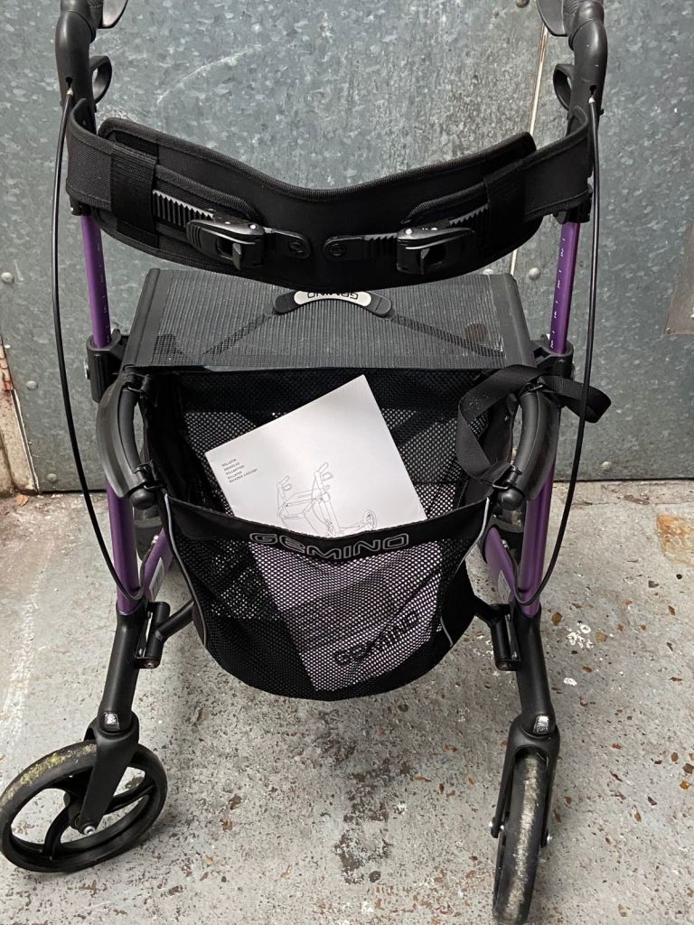 4 wheel Walker Getmino 30 in purple. 