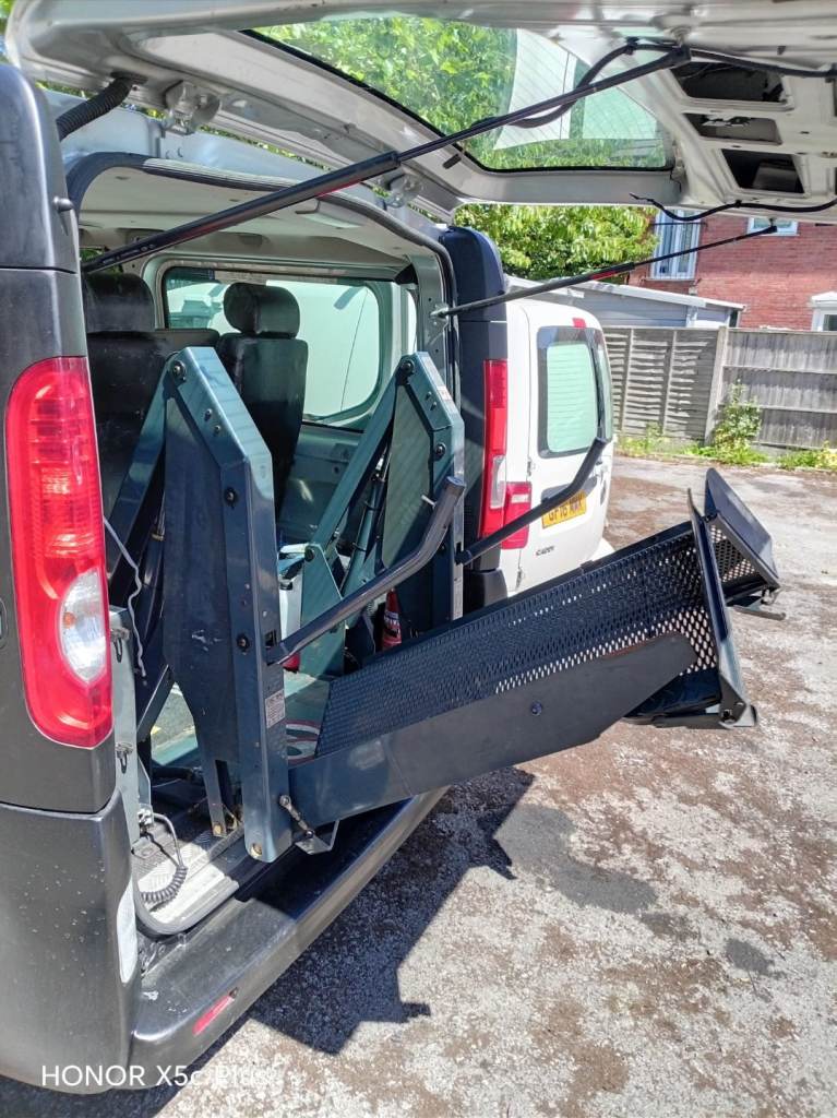 Disability Lift for car/taxi