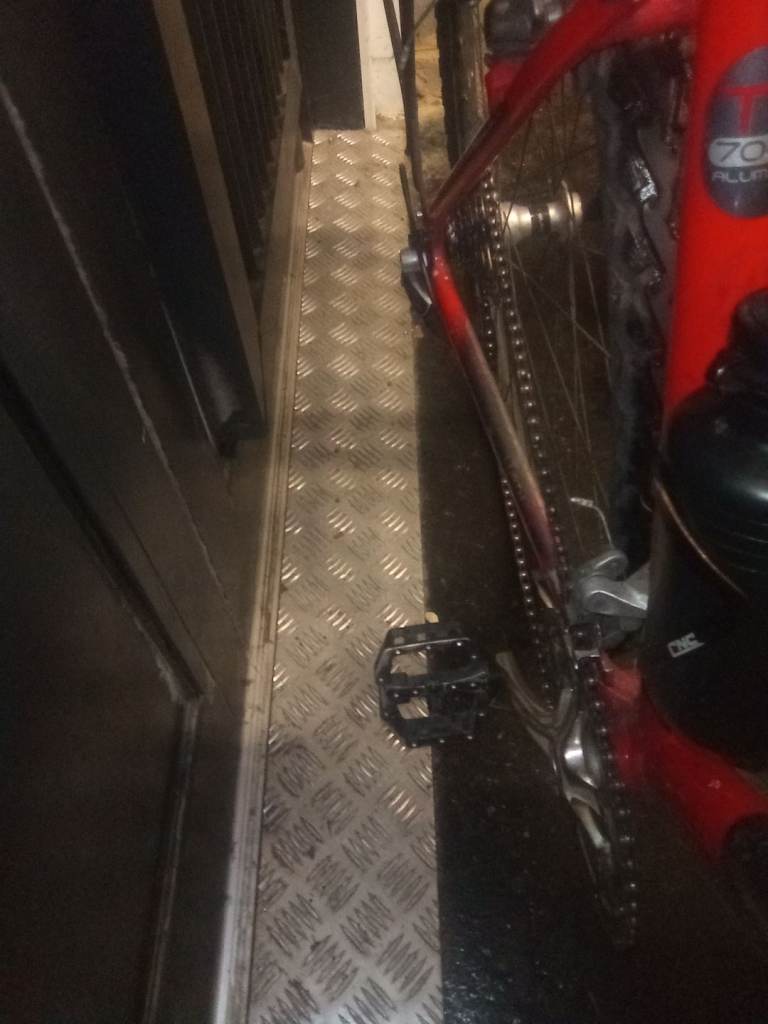 islabike luath 700s bike, aluminium t6