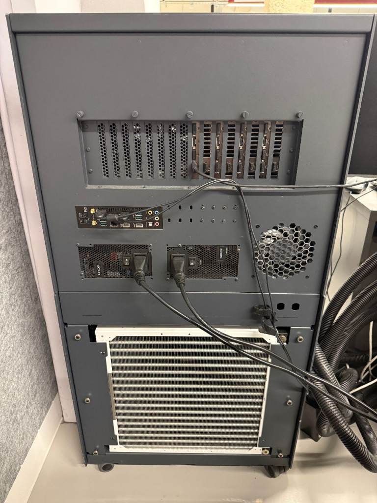 High-End 4× RTX 3090 AI / Rendering Workstation – Threadripper PRO