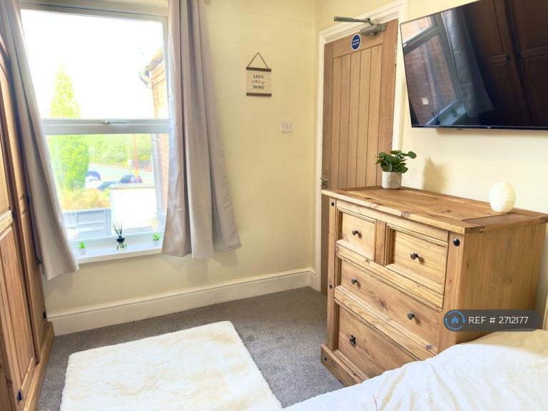 1 bedroom in Stamford Street, Ilkeston, DE7 (#2712177)