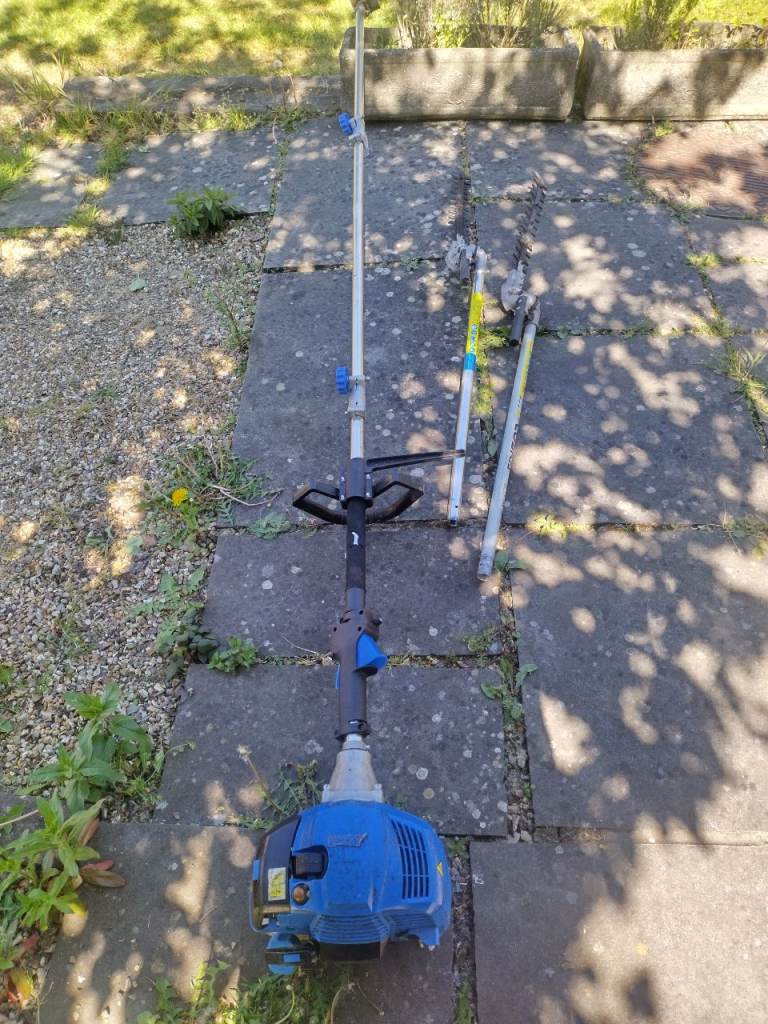 Petrol strimmer 