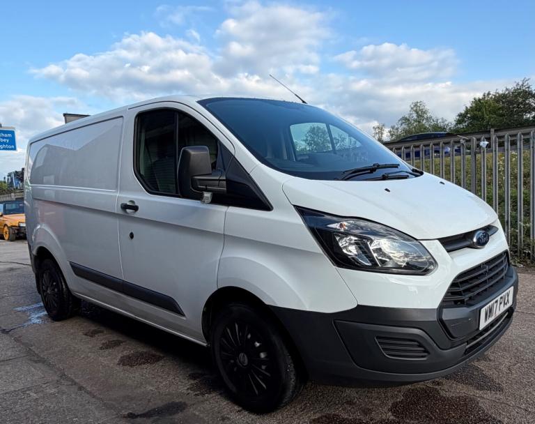 2017 Ford Transit Custom 2.0 TDCi 105ps Low Roof Van PANEL VAN Diesel Manual