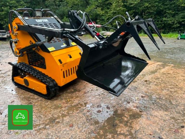 DIESEL CAPTOK CK360T TWIN PUMP MICRO LOADER & MUCK GRAB SEE VID inc VAT