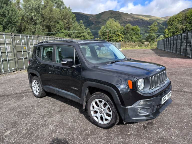 JEEP RENEGADE 2LITRE TDIESEL BLACK EDITION 4X4 2016