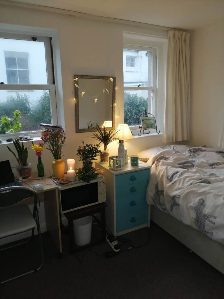 Bright Single Room with Garden View — Central Brighton (5 mins to Station)