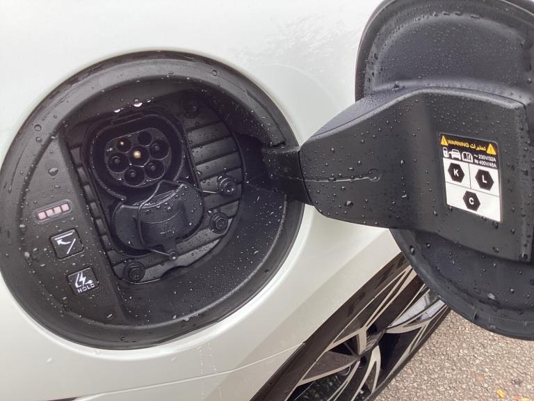 2025 Hyundai IONIQ 6 168kW Ultimate 77kWh 4dr Auto Saloon Electric Automatic