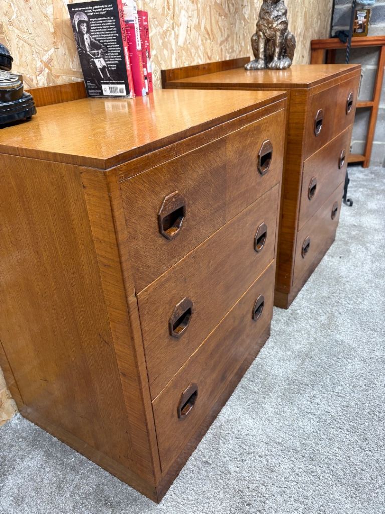 Delivery can be arranged. Vintage Tudor Rose Oak Bedside Cabinets – Pair – Mid Century 1960s