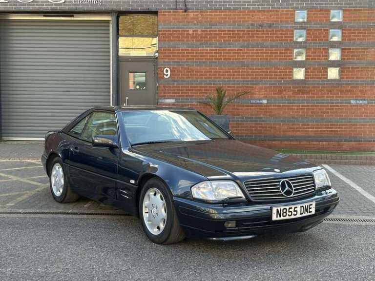 1996 Mercedes-Benz SL320 with Hardtop (R129)