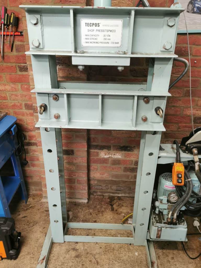 Hydraulic workshop press 20t