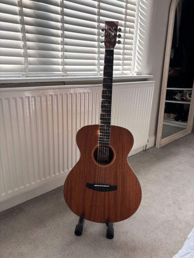 Tanglewood Guitar 