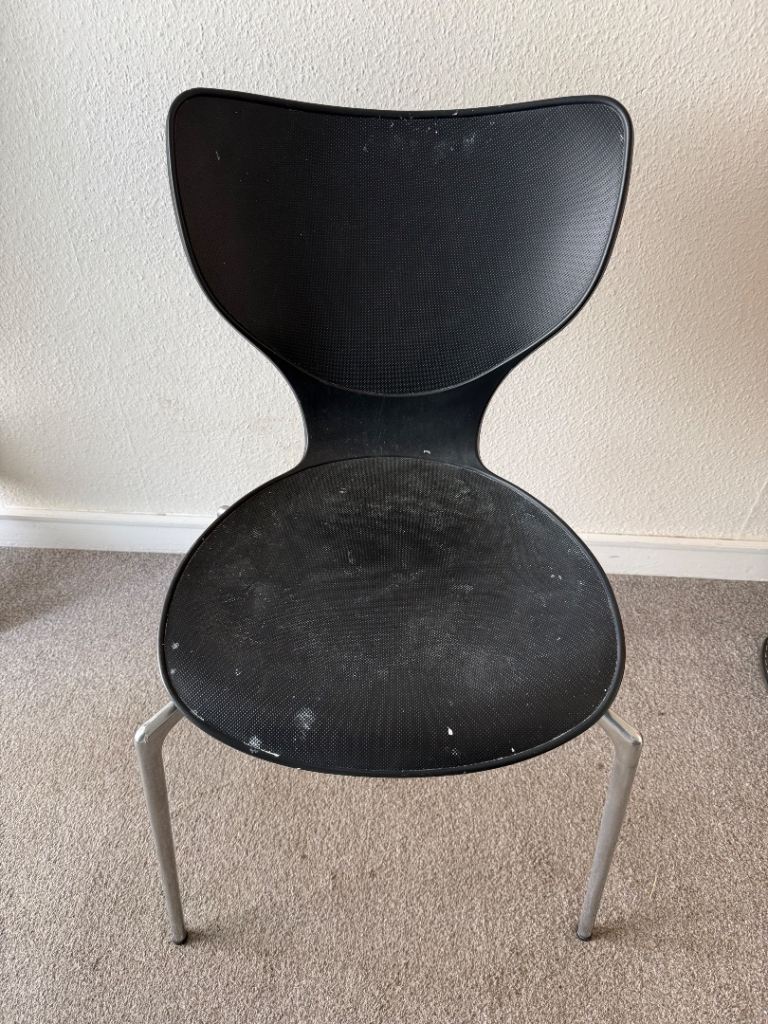 Free Chair 