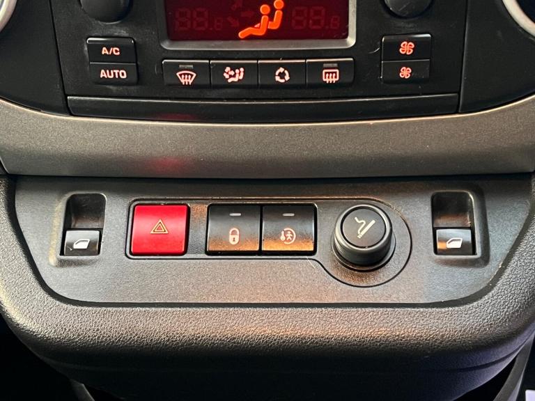 2017 Citroen Berlingo 1.6 BlueHDi Flair Multispace MPV ETG6 Euro 6 (s/s) 5dr MPV Diesel Automatic