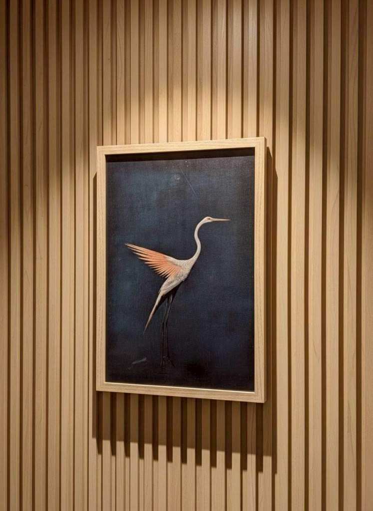 Elegant Crane Art Print with Natural Wooden Frame