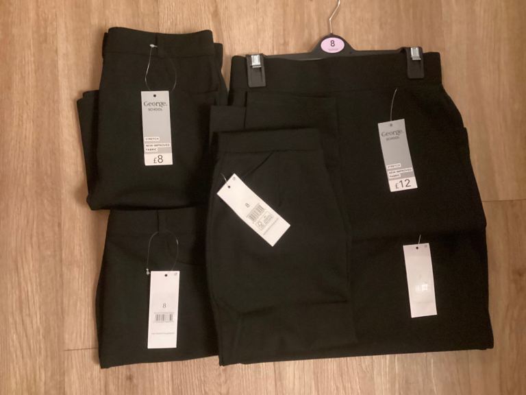 7 x Older Girls Black School Skirts (Size 8)