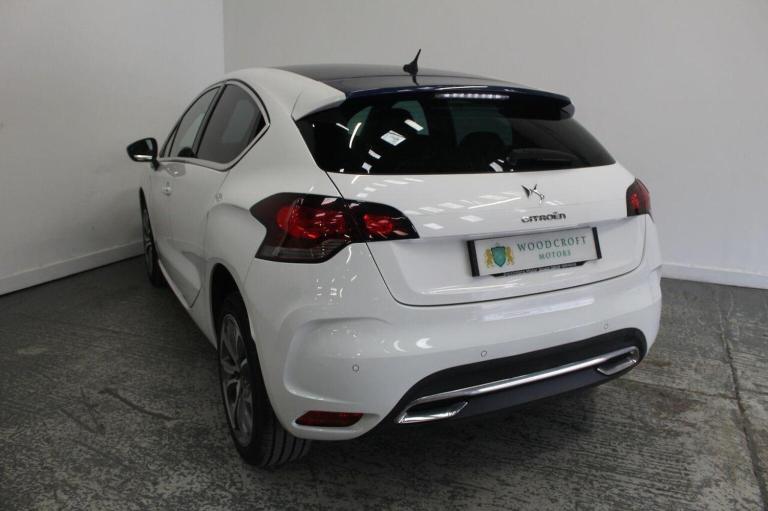 CITROEN DS4 1.6 e-HDi Airdream DStyle Nav Euro 5 (s/s) 5dr 2015