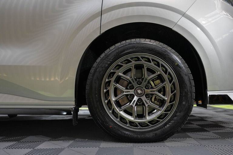  Ford Transit Custom 320 Limited L2 2.5L Auto Plug-in Hybrid Crew Cab HYBRID Automatic