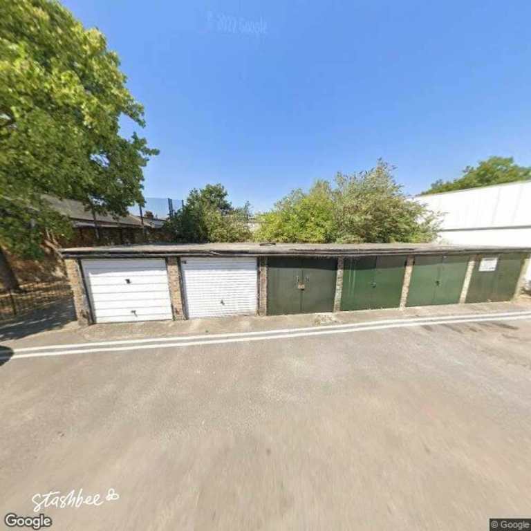 Garage to rent in London (SE15) | Stashbee