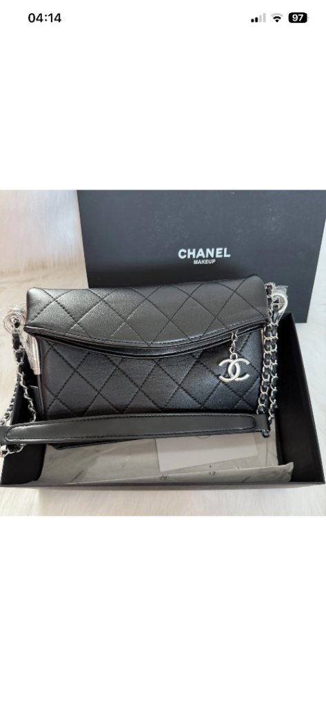Chanel beautiful shoulder bags brand new with box