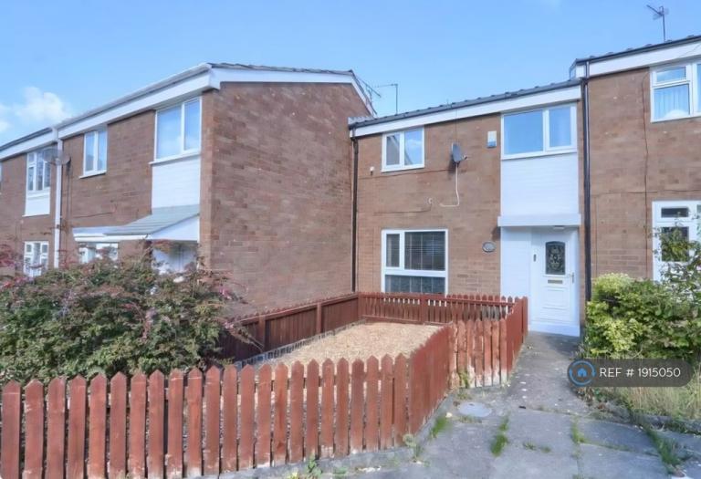 3 bedroom house in Moorcock Close, Middlesbrough, TS6 (3 bed) (#1915050)