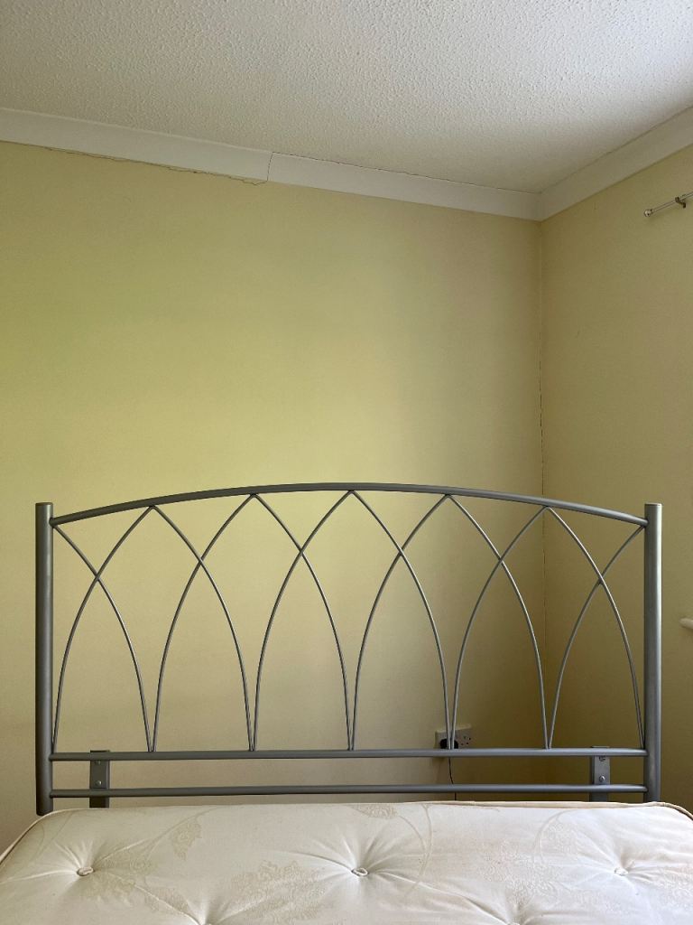 Headboard 
