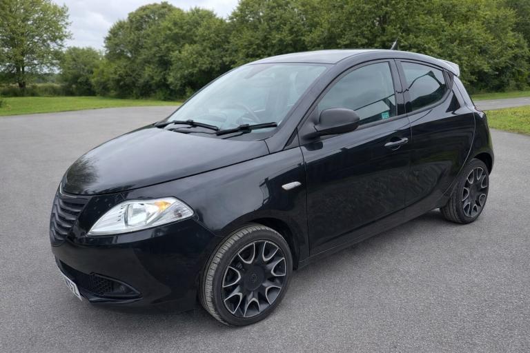 2013 Chrysler Ypsilon 1.2 S-Series 5dr HATCHBACK Petrol Manual