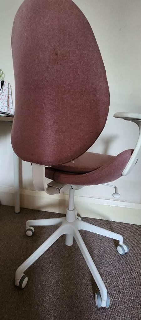 🪑✨ IKEA HATTEFJÄLL Office Chair + Desk – Great Deal