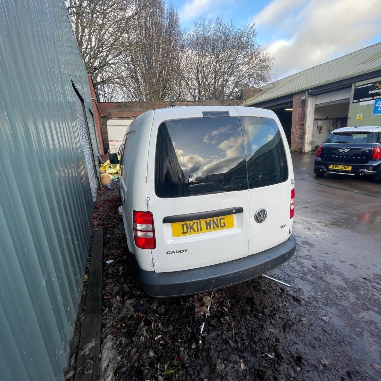 Volkswagen, CADDY MAXI, Panel Van, 2011, Manual, 1598 (cc)