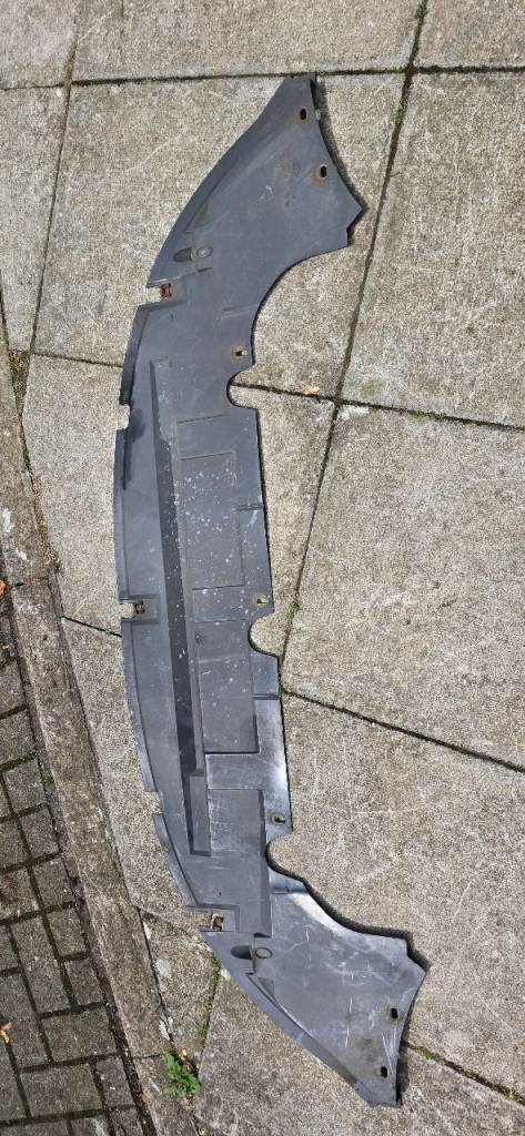 2005 Ford focus undertray