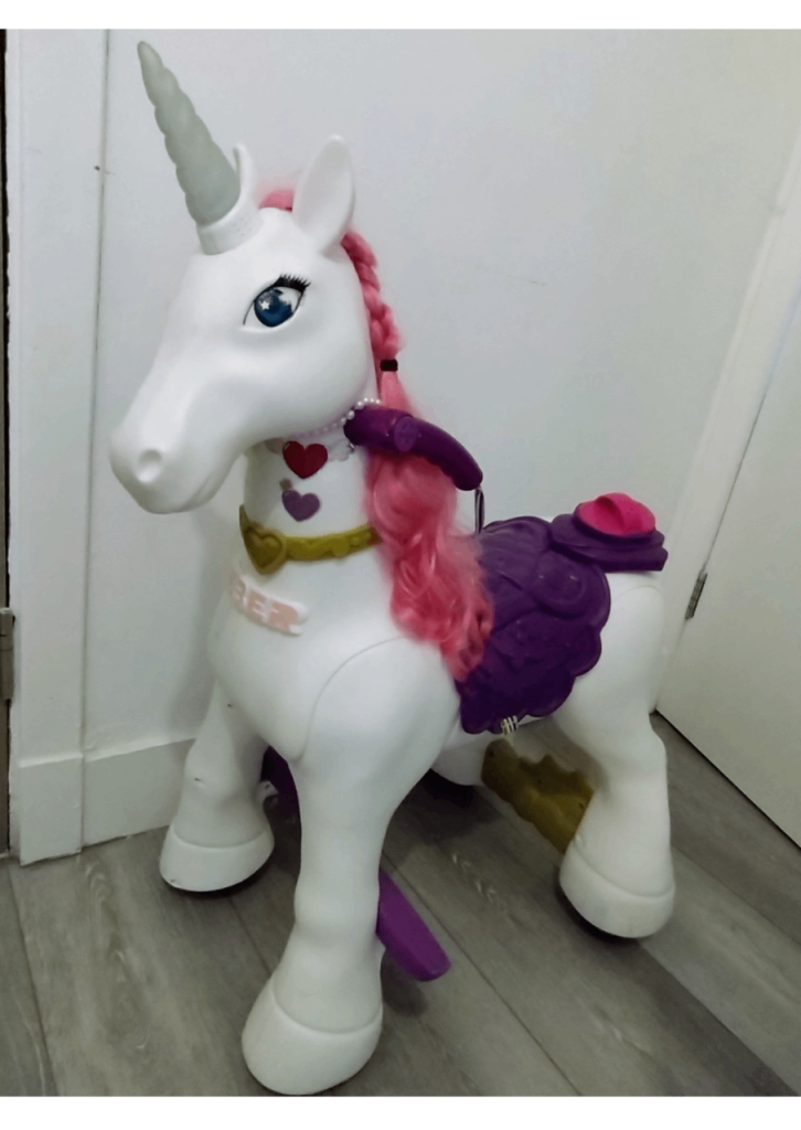 FEBER Unicorn , 12V, electronic ride-on pet, CHARGER INCLUDED