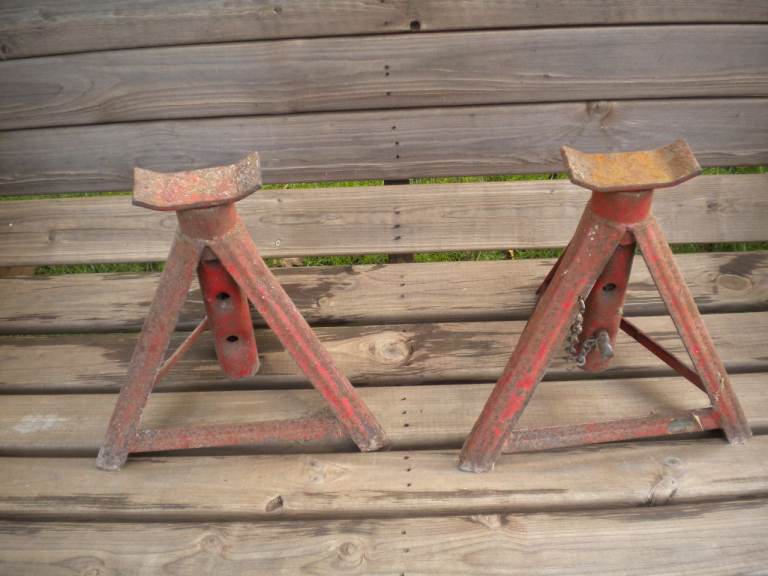 adjustable car axle stands