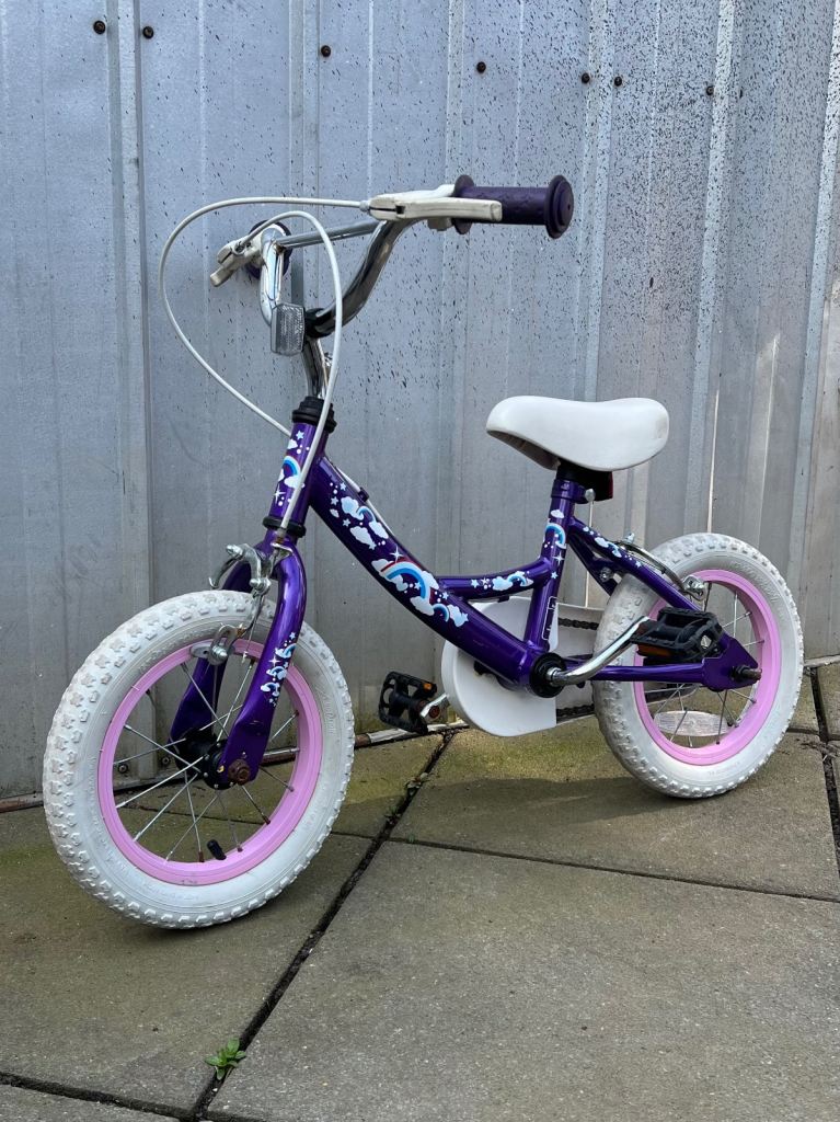Small girls bike 12” wheels